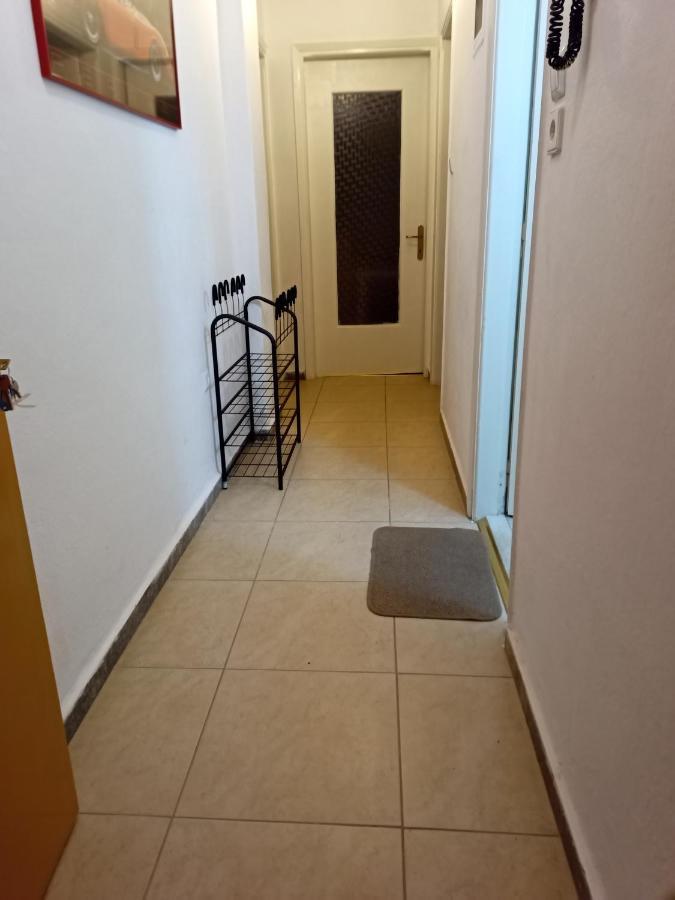 Anais Apartment Néa Péramos Dış mekan fotoğraf